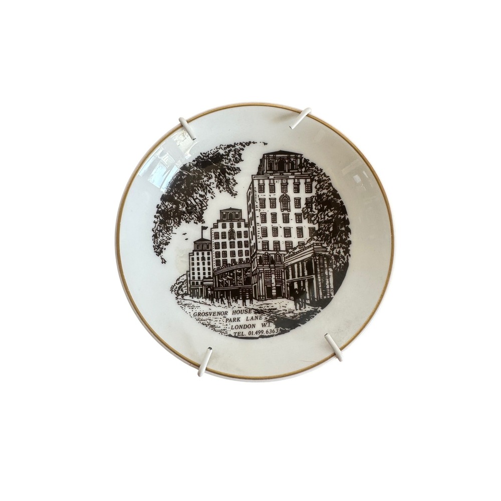 Wedgwood Grosvenor House Park Lane London Bone China Decorative Mini Plate 4.25"